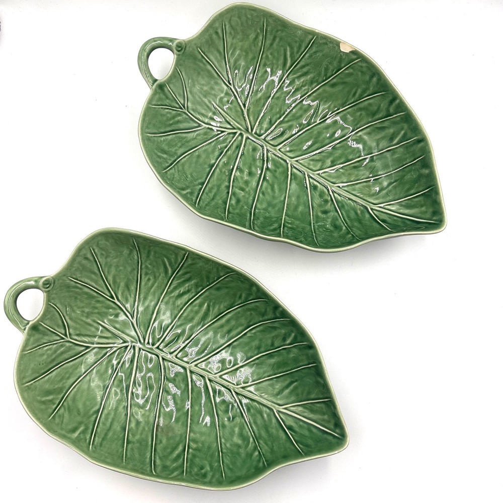 Bordallo Pinheiro Portugal Green Leaf Serving Bowls Majolica Ceramic Set 2 12"8"